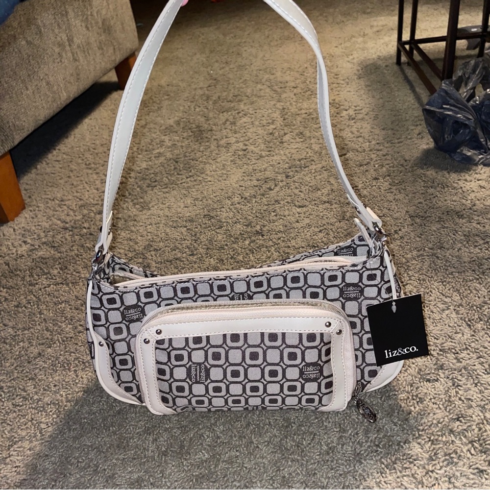 Liz&Co purse, NWT, tan/khaki color, geometric